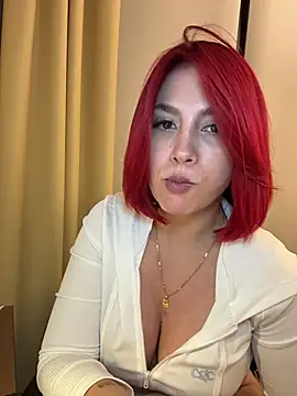 Chat XXX ao vivo de zafiro_mo0n