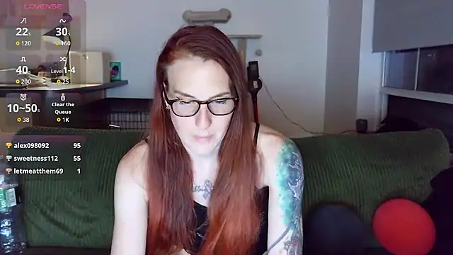 Anomaly_Allie: απευθείας συνομιλία ΧΧΧ