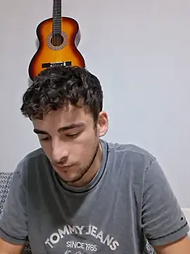 Yasinyasin7 Show Webcam