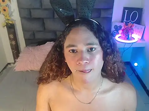 Valentine_Rose Live XXX-Chat
