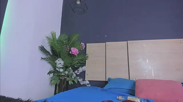 hermione_brown's Live XXX Chat