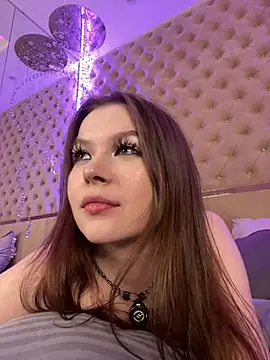 Czat XXX na żywo – Alice_Night