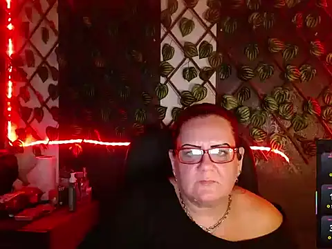 Czat XXX na żywo – pamy_hugeboobs