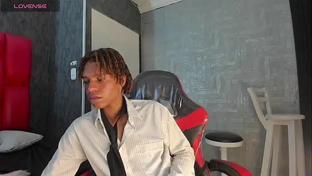 Chat XXX ao vivo de luccas_lowee