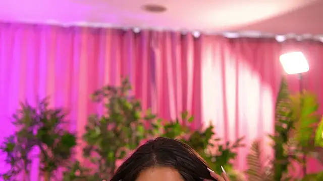 XXX chat uživo modela LalaRoze