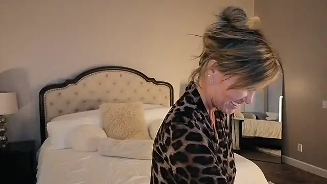 Czat XXX na żywo – Hot_Wife_Amber