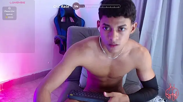 XXX chat uživo modela deivid_bigcock1