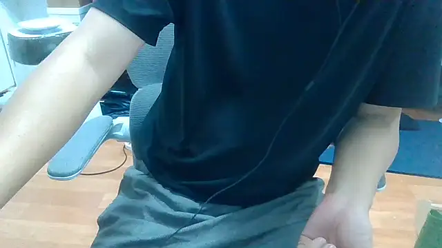 dadaland: διαδικτυακό σόου στην κάμερα