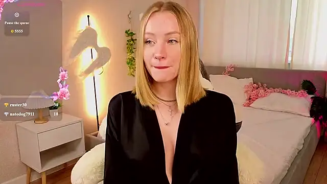 EvaHamilton Adlı Modelin Canlı XXX Sohbeti