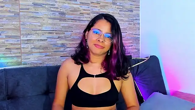 Chatroom XXX en direct de nath_redrex