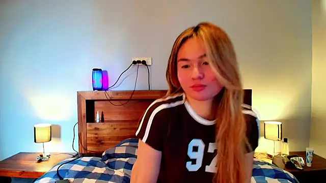 YoureSecretDessert XXX чат на живо