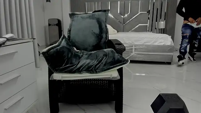 Chat XXX ao vivo de master_leather