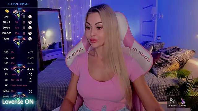 AdeleRoberts 现场XXX聊天