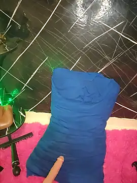 Živý XXX chat CANDY-LATIN