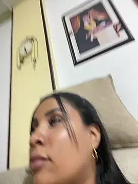 MarianaaSantos Chat XXX in diretta