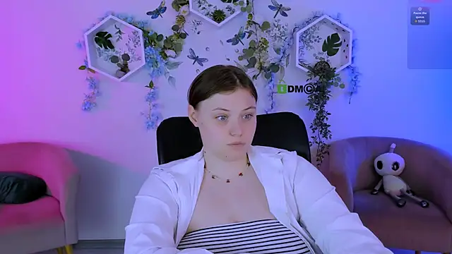nikole_kitt 라이브 XXX 채팅