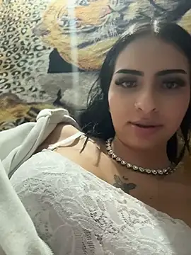 Czat XXX na żywo – Hilary_pinkk