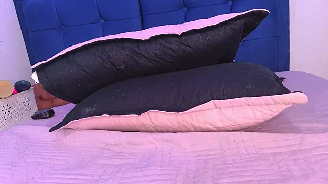 XXX chat uživo modela ZaraBlake_