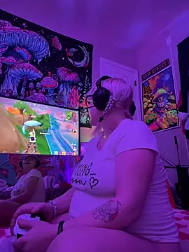Cutiepiespanks' Live XXX Chat