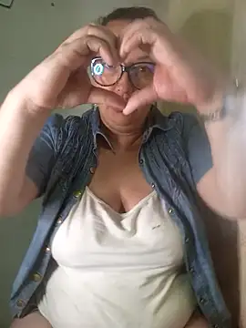 _Saraqueen--'s Live XXX Chat