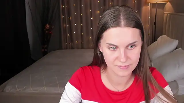 Chat +18 de Alison_Bell ao vivo