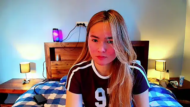 YoureSecretDessert Live XXX Chat
