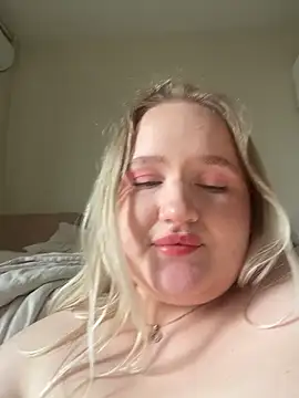 Lina_Hottie: απευθείας συνομιλία ΧΧΧ
