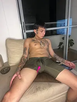 Živý XXX chat AresNoir