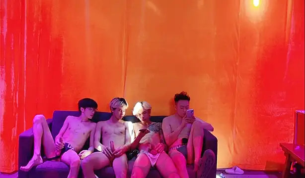 Mark-001 Chat XXX live