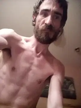 Bigdickdaddy3024: διαδικτυακό σόου στην κάμερα
