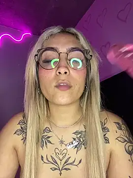 rubiaaqueen Chat XXX in diretta