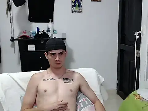 Zac_Efront – Naživo XXX chat