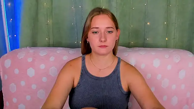 AlinaVice's Live XXX Chat