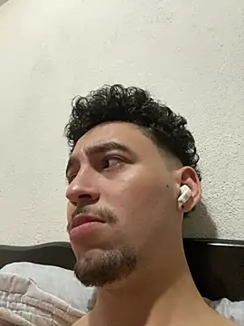 walaffeee live XXX chat