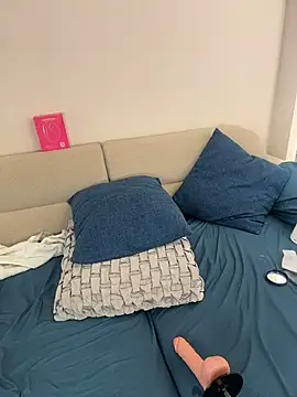 michbrunnette Adlı Modelin Canlı XXX Sohbeti