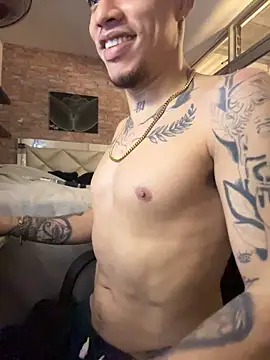 AlphaMasterXxx live XXX chat