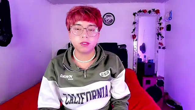 AnggelONfiree Chat XXX in diretta