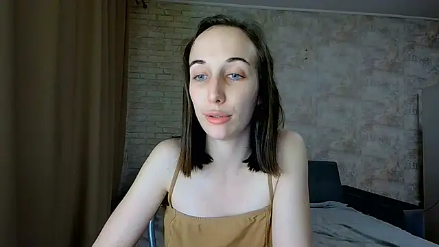 Anika_bloom Adlı Modelin Canlı XXX Sohbeti