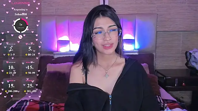 Czat XXX na żywo – mia_devine_
