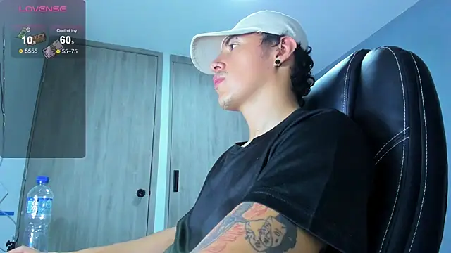 Živý XXX chat LOBO_ALPHA