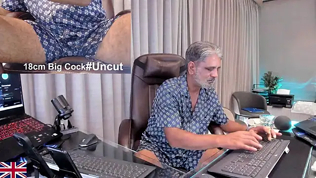 دردشة OnlineBossUK الجنسية المباشرة