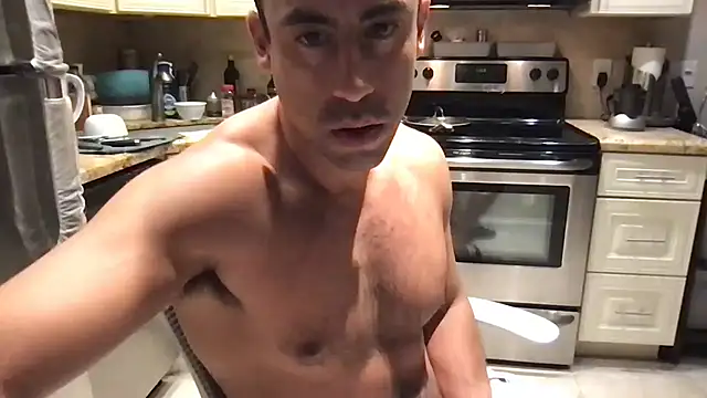 BigGuyMusclen Live XXX chat