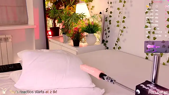 CarlyMilton Chat XXX live