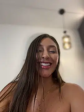 LAURA_VANESA Live XXX-chat