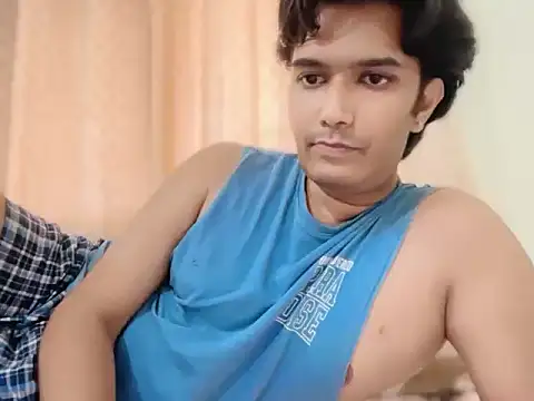 asiangrandpaa Adlı Modelin Canlı XXX Sohbeti