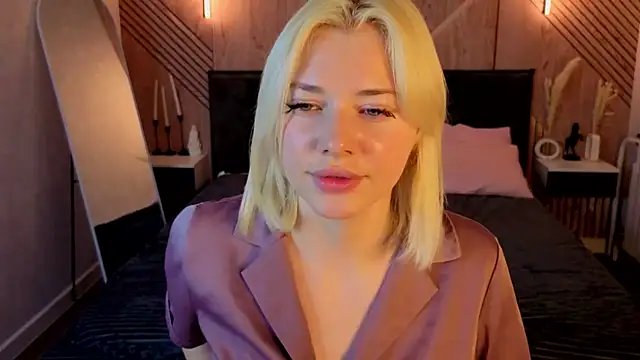 Kate_Krose Adlı Modelin Canlı XXX Sohbeti