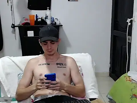 Zac_Efront élő XXX-chatje