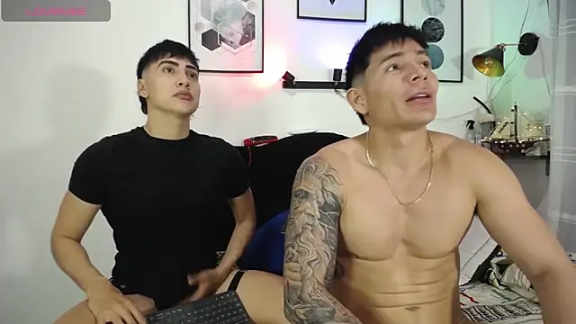 Thomas_and_lyan: вебкам-шоу