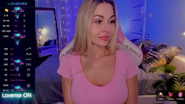 AdeleRoberts Live XXX Chat