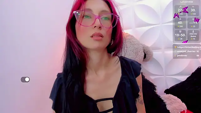 zaira_skinny live XXX chat